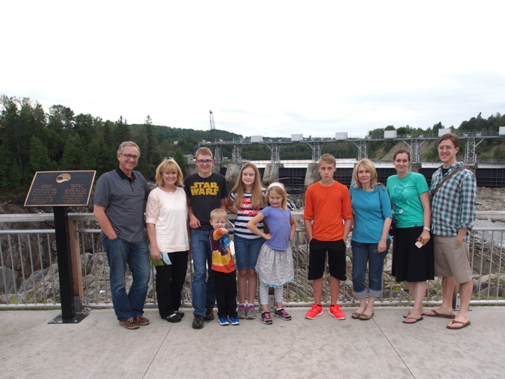 David, Lauren, Andrew, Henry, Emma, Sophie, Ethan, Carla, Ginger, and Elliott